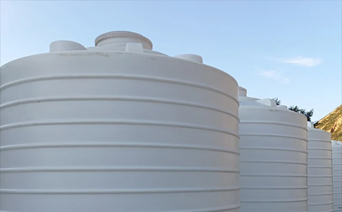 康乐塑料大桶怎么选?PE/PP材质区别及选购指南 康乐塑料大桶怎么选?PE/PP材质区别及选购指南