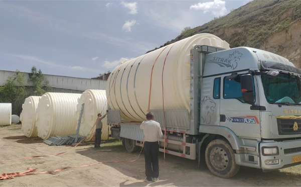 康乐立式运输桶装车中