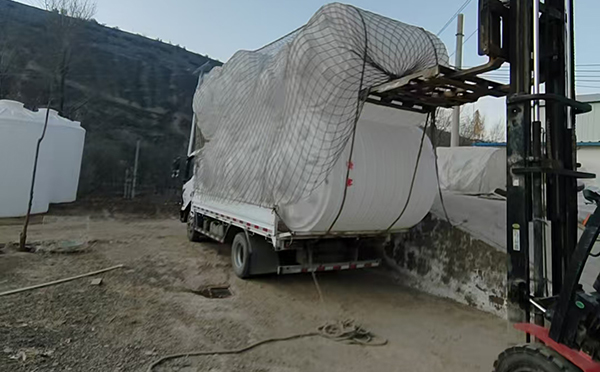 康乐塑料桶批量交付案例：满足多行业高标容器需求的一站式解决方案